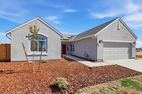 400 Kitty Hawk Dr, Colusa, CA 95932