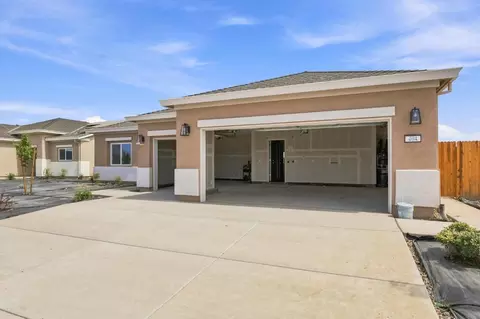 404 Kitty Hawk Dr, Colusa, CA 95932 photo 4