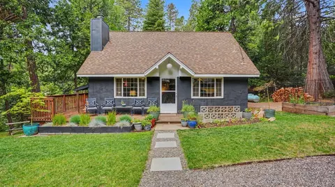 23914 Redwood Dr, Twain Harte, CA 95383