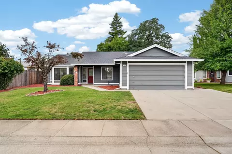 1005 Betsy Ross Dr, Roseville, CA 95747