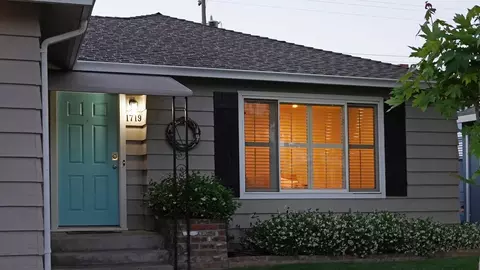 Exterior - 1719 W Locust St, Lodi, CA 95242 photo 2 of 7