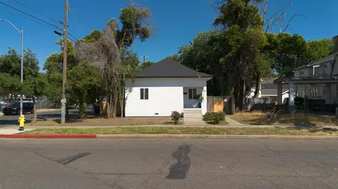 Exterior - 2320 K St, Merced, CA 95340 photo 2 of 9