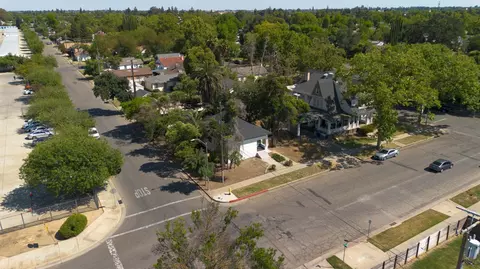 View/Area - 2320 K St, Merced, CA 95340 photo 2 of 4