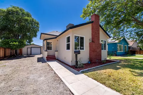 632 W 25th St, Merced, CA 95340