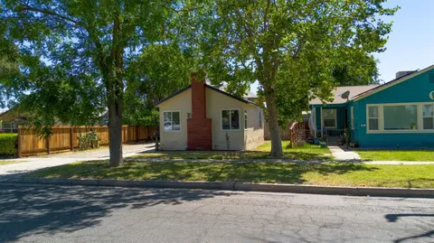 View/Area - 632 W 25th St, Merced, CA 95340 photo 6 of 8