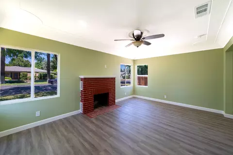 Living - 632 W 25th St, Merced, CA 95340 photo 2 of 2