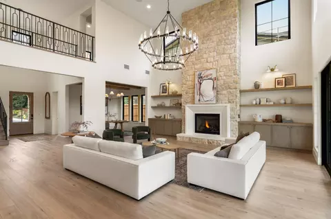 Living - 5073 Midas Ave, Rocklin, CA 95677 photo 3 of 5