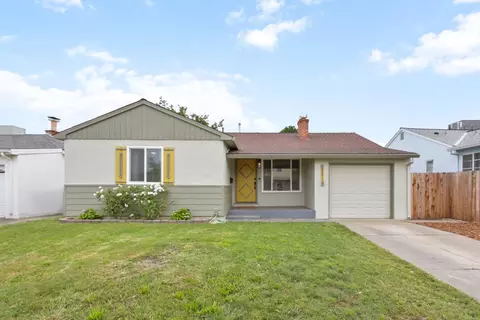 4971 76th St, Sacramento, CA 95820