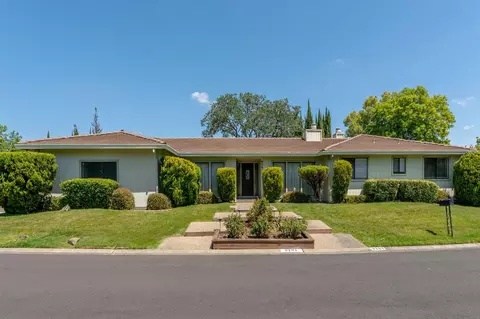 9201 Rock Oak Ln, Fair Oaks, CA 95628