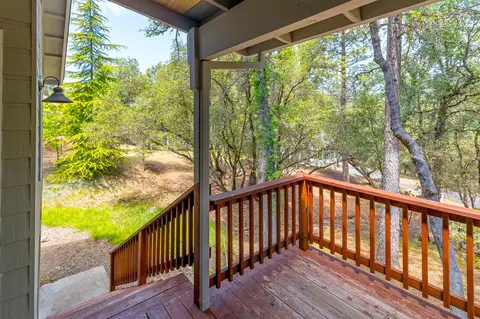 Exterior - 20920 Christopher Cir, Sonora, CA 95370 photo 3 of 8