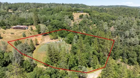 3401 Fullmoon Dr, Placerville, CA 95667