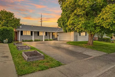 6929 Silverthorne Cir, Sacramento, CA 95842