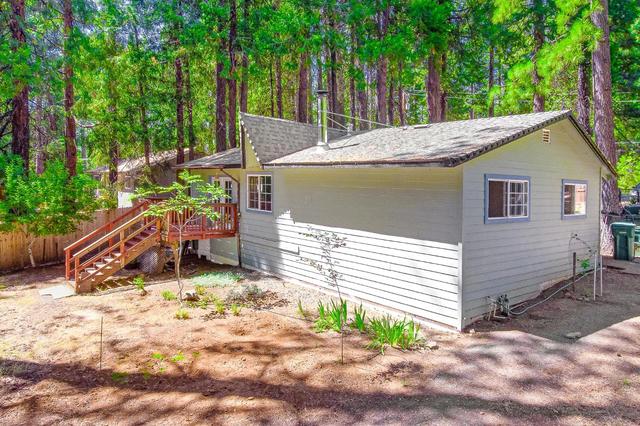 6148 Red Robin Rd, Placerville, CA 95667