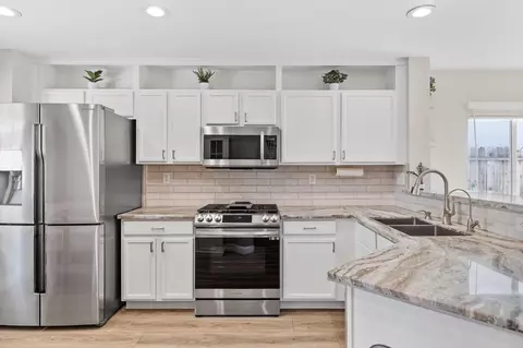 Kitchen - 4358 Monhegan Way, Mather, CA 95655 photo 2 of 4