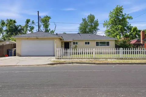 2250 Emerson Ave, Merced, CA 95341
