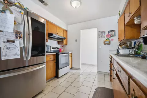 Kitchen - 2250 Emerson Ave, Merced, CA 95341 photo 2 of 2
