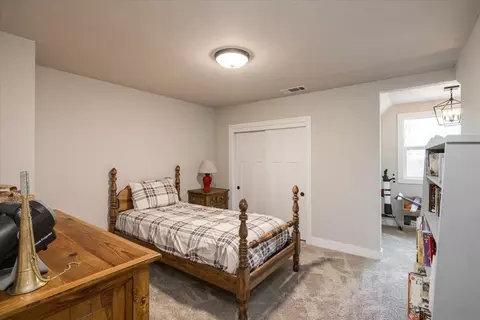 Bedroom - 4963 Del Haven Rd, Placerville, CA 95667 photo 4 of 6