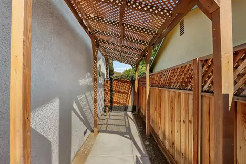 Exterior - 1437 Chester Dr, Tracy, CA 95376 photo 7 of 12