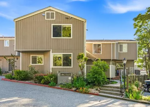 239 Mill St #11, Grass Valley, CA 95945 photo 2