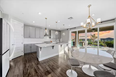 3329 Jackrabbit Ct, Folsom, CA 95630