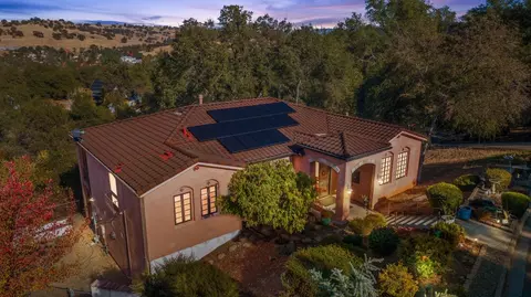 Exterior - 125 Raylan Dr, Sutter Creek, CA 95685 photo 4 of 20
