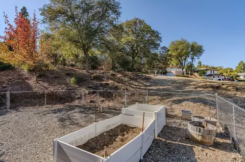 Exterior - 125 Raylan Dr, Sutter Creek, CA 95685 photo 18 of 20