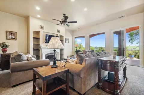 Living - 125 Raylan Dr, Sutter Creek, CA 95685 photo 5 of 7