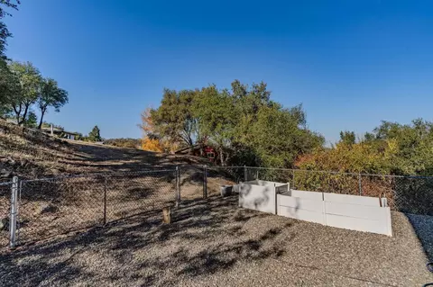 Exterior - 125 Raylan Dr, Sutter Creek, CA 95685 photo 17 of 20