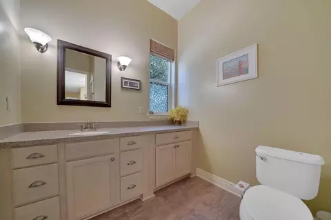 Bath - 125 Raylan Dr, Sutter Creek, CA 95685 photo 4 of 6