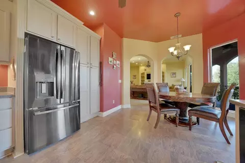 Dining - 125 Raylan Dr, Sutter Creek, CA 95685 photo 2 of 2