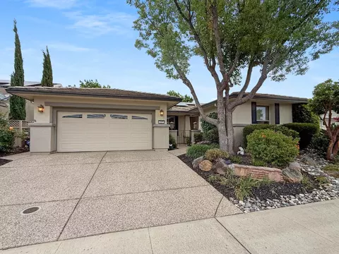 297 Sawmill Ln, Lincoln, CA 95648