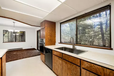 Kitchen - 22945 Foresthill Rd, Foresthill, CA 95631 photo 2 of 3