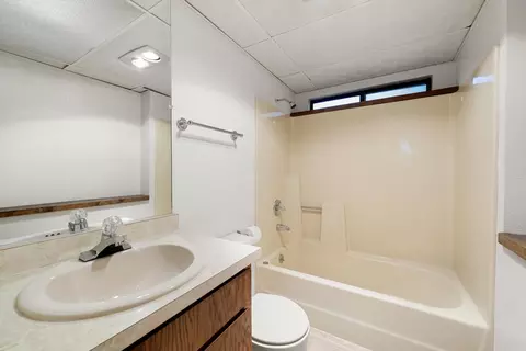 Bath - 22945 Foresthill Rd, Foresthill, CA 95631 photo 1 of 3