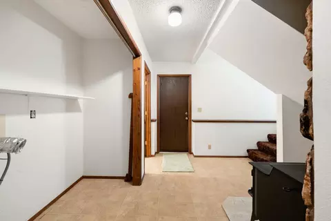 Entry Way - 22945 Foresthill Rd, Foresthill, CA 95631 photo 4 of 5