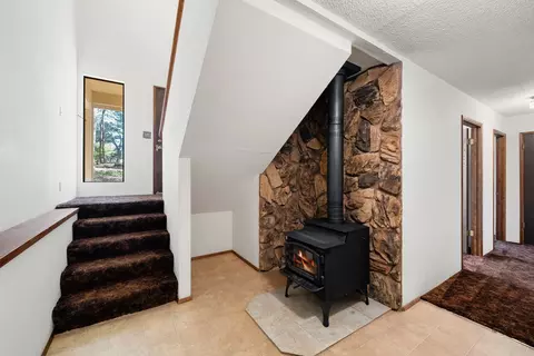 Entry Way - 22945 Foresthill Rd, Foresthill, CA 95631 photo 3 of 5