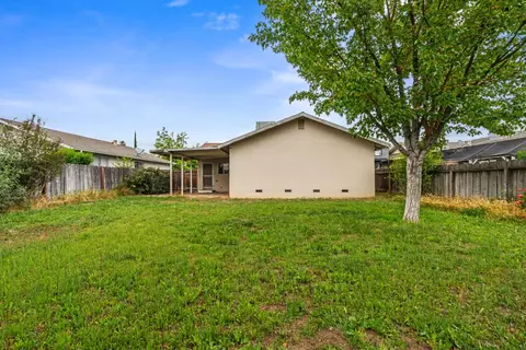 Exterior - 2817 5th St, Hughson, CA 95326 photo 8 of 8