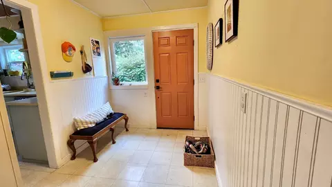Entry Way - 894 Hillcrest St, Placerville, CA 95667 photo 1 of 1