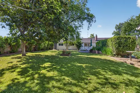 Exterior - 4709 Donnie Lyn Way, Carmichael, CA 95608 photo 11 of 12