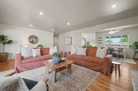 Living - 215 Patricia Ln, Sutter Creek, CA 95685 photo 4 of 6