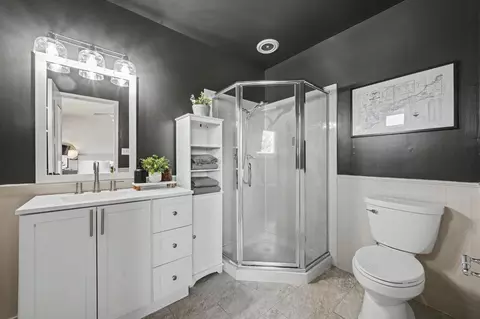 Bath - 215 Patricia Ln, Sutter Creek, CA 95685 photo 1 of 4