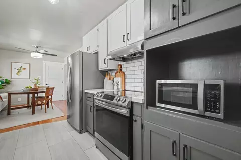 Kitchen - 215 Patricia Ln, Sutter Creek, CA 95685 photo 4 of 5