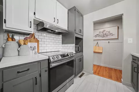 Kitchen - 215 Patricia Ln, Sutter Creek, CA 95685 photo 5 of 5