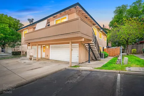 5820 Peppermill Ct #2, Sacramento, CA 95841
