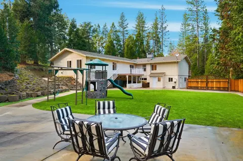 Exterior - 12880 Tabeau Ct, Pine Grove, CA 95665 photo 20 of 40