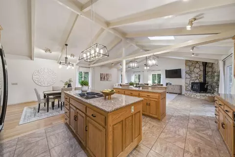 Kitchen - 12880 Tabeau Ct, Pine Grove, CA 95665 photo 2 of 4