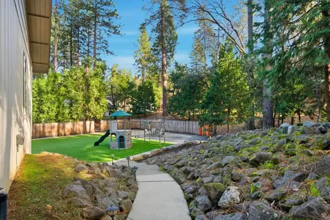 Exterior - 12880 Tabeau Ct, Pine Grove, CA 95665 photo 11 of 40