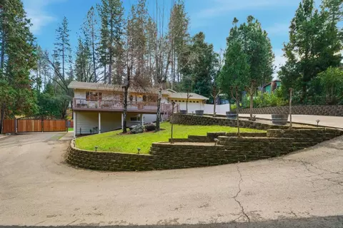 Exterior - 12880 Tabeau Ct, Pine Grove, CA 95665 photo 6 of 40