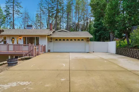 Exterior - 12880 Tabeau Ct, Pine Grove, CA 95665 photo 4 of 40