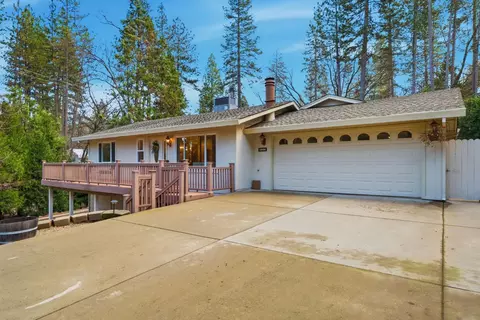 Exterior - 12880 Tabeau Ct, Pine Grove, CA 95665 photo 3 of 40