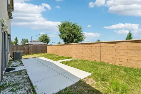 Exterior - 123 Traverso St, Manteca, CA 95336 photo 4 of 4